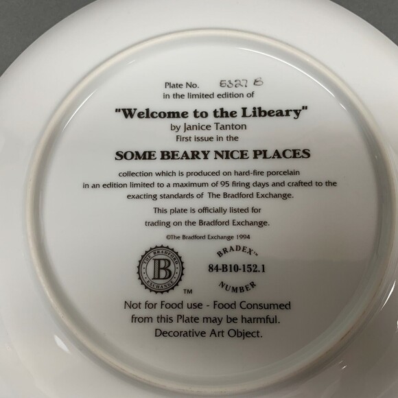 The Bradford Exchange Welcome to the Libeary Collectible Plate No. 5327B -8 1/8" - Picture 5 of 5